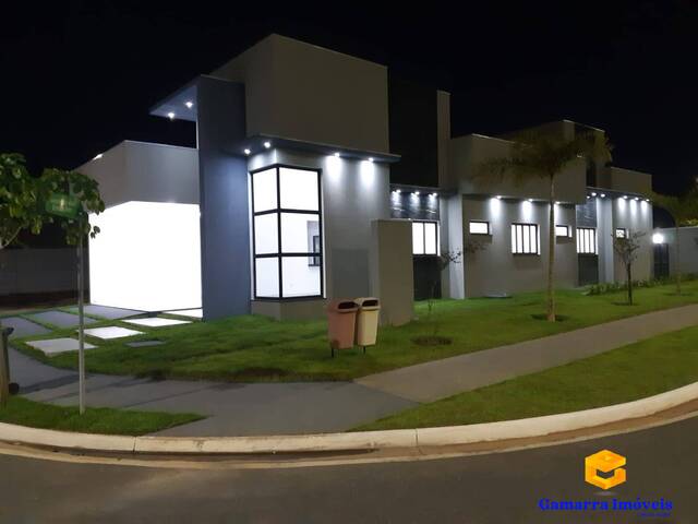 #123 - Casa para Venda em Cuiabá - MT - 2